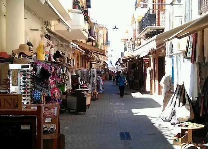 迪珀尔托旅馆 3* 干尼亞