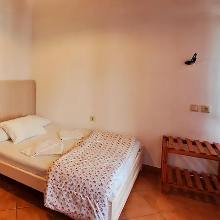 Diporto Konukevi 3*