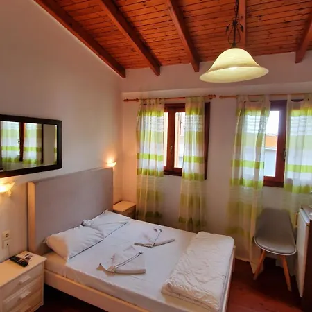 Diporto Konukevi 3*