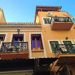 δίπορτο Πανσιόν